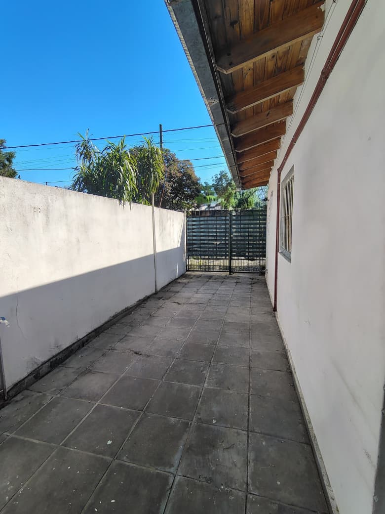 Venta - Casa en Cesario Bernaldo de Quirós 1996, Ituzaingó - Foto 13