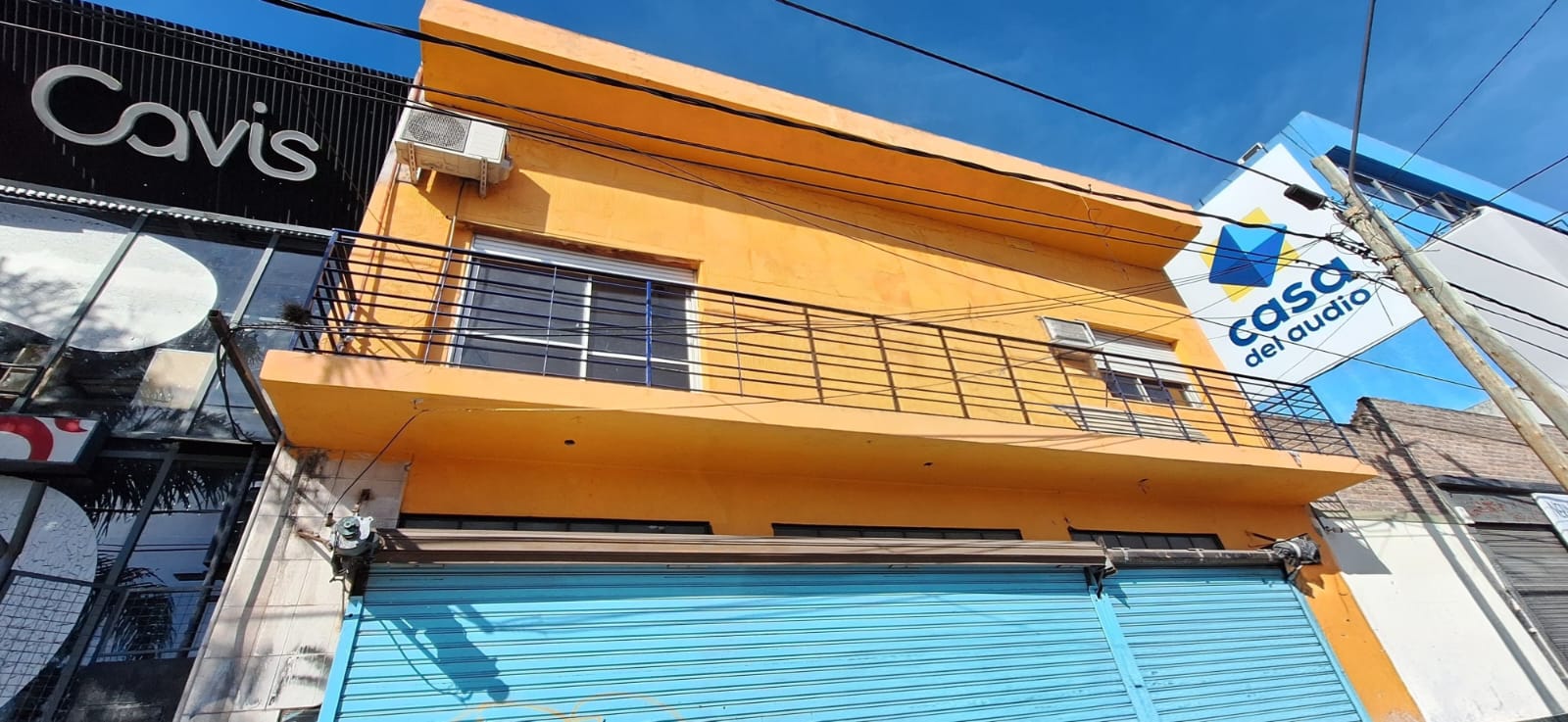 Venta - Local comercial en  ,  - Foto 2