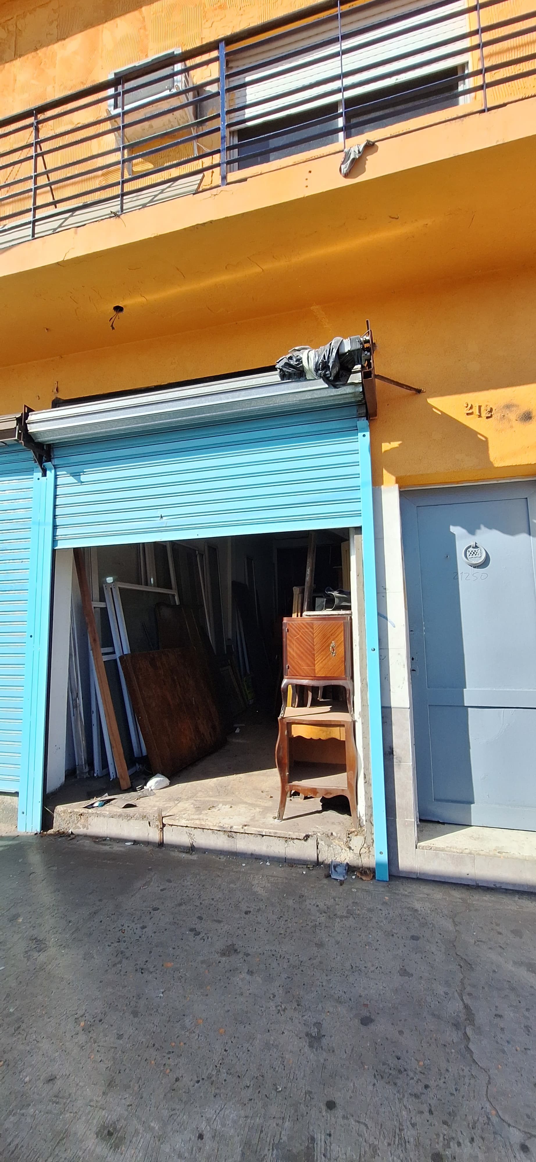 Venta - Local comercial en  ,  - Foto 4