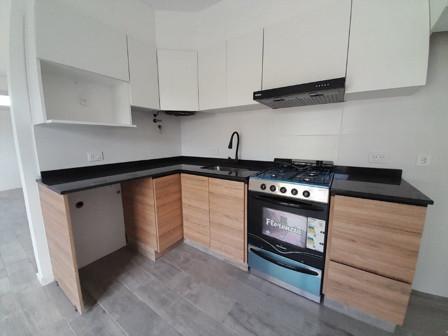 Venta - Casa en La Tribuna 1700, Castelar - Foto 6
