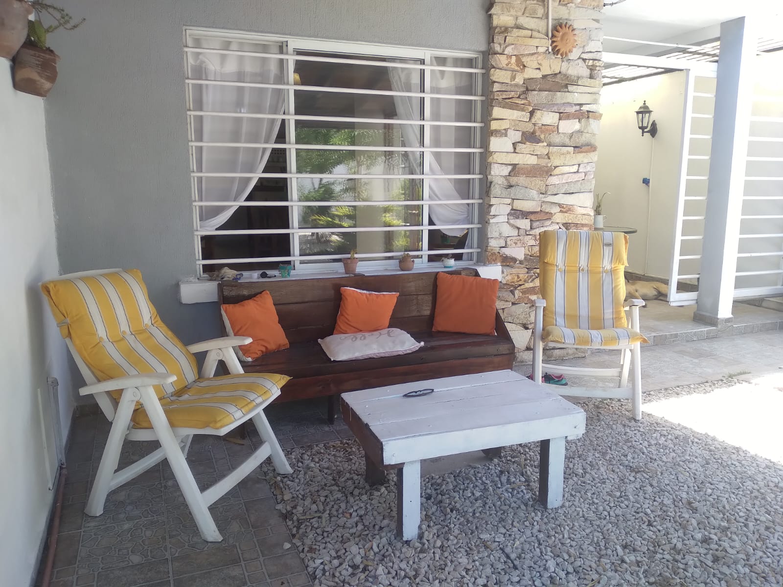 Venta - Casa en  ,  - Foto 2