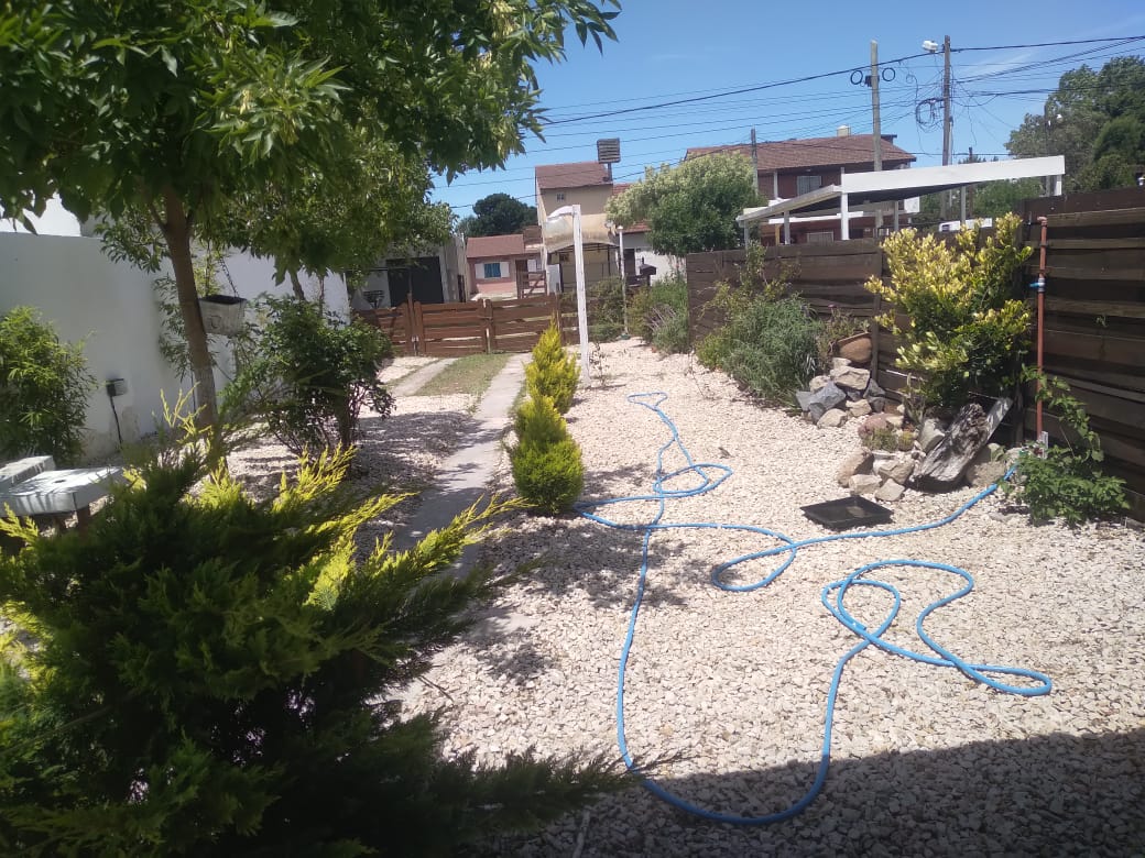 Venta - Casa en  ,  - Foto 3