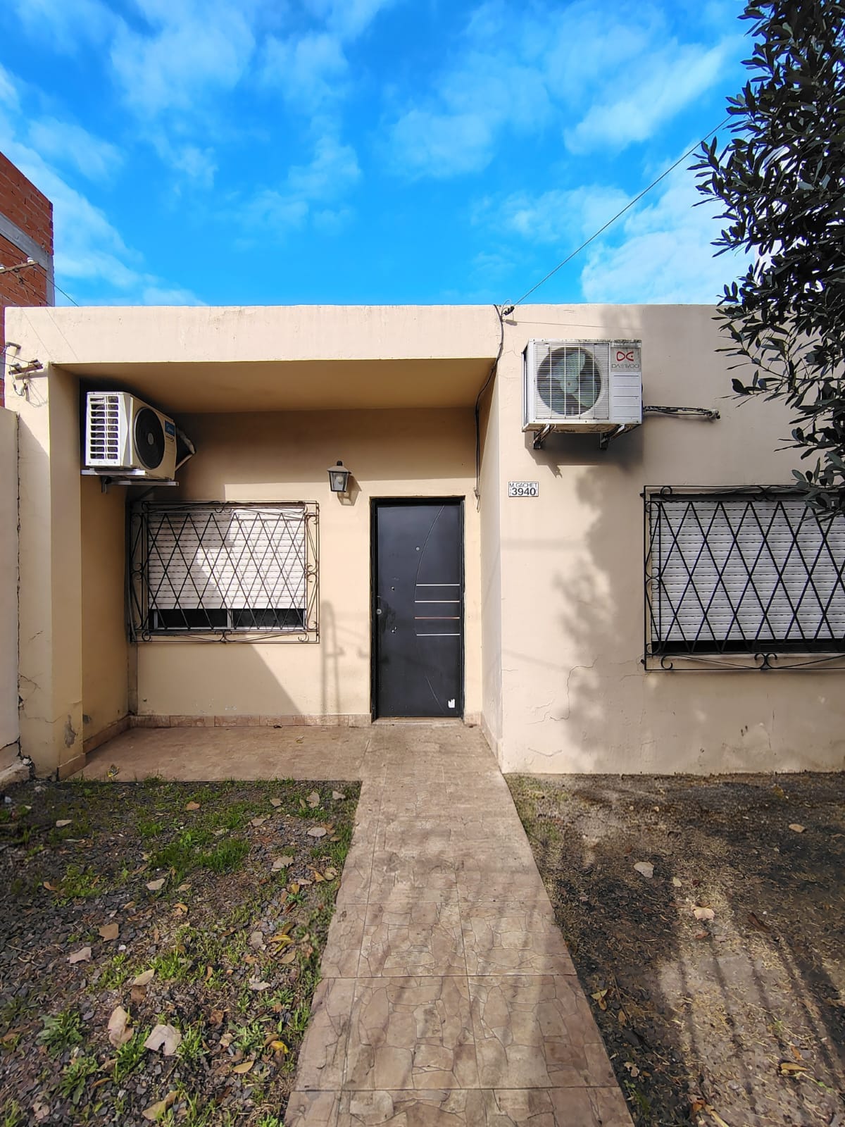 Venta - Casa en Maestras Gachet 3940, Castelar - Foto 2