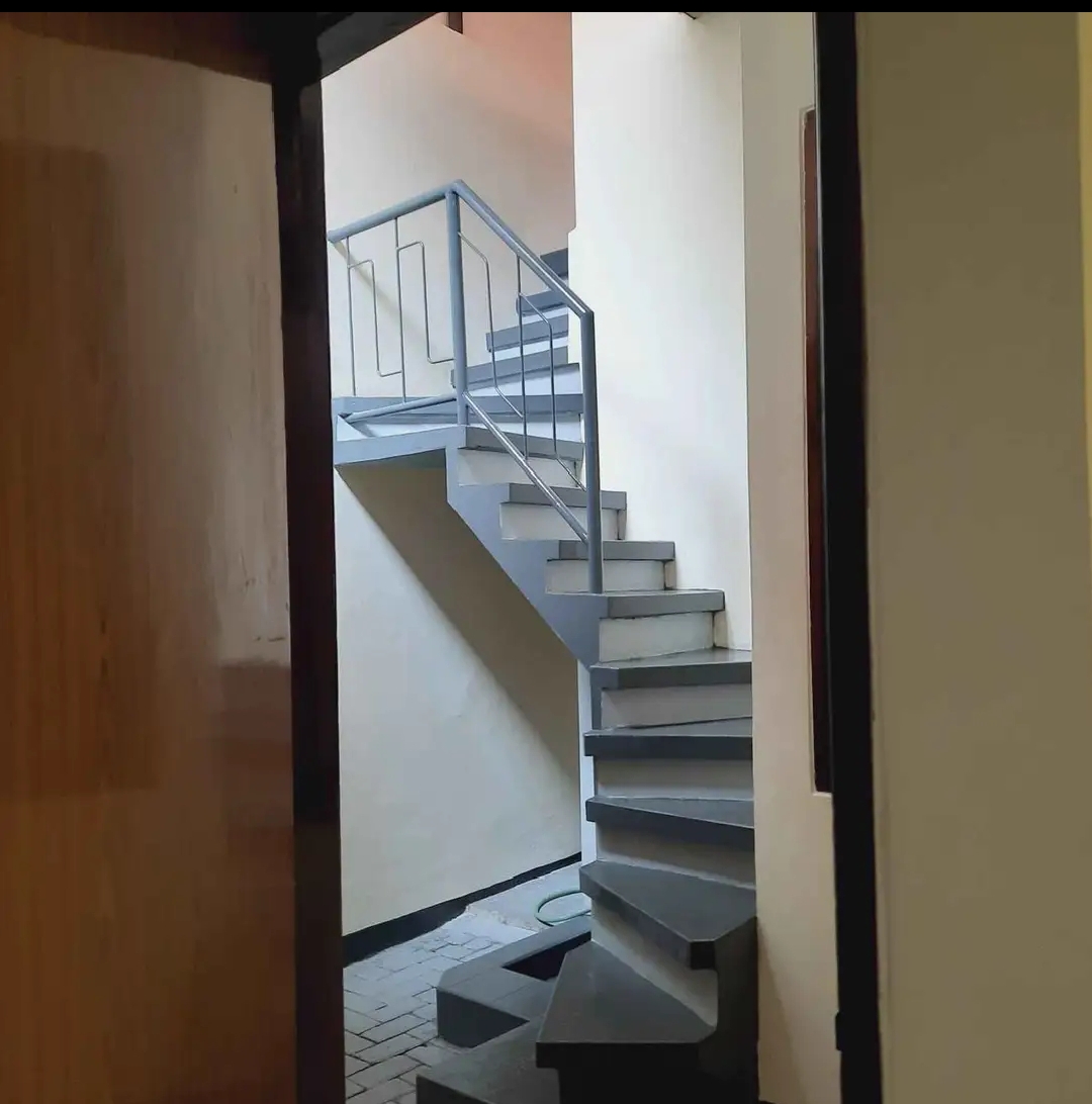 Rumah sewa di Surabaya - Foto 4