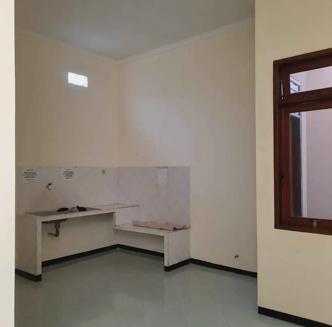 Rumah sewa di Surabaya - Foto 5