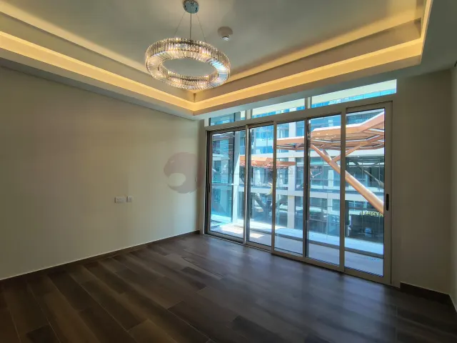 Luxury 2BR Apartment in The Pearl – Flexible 5-Year Plan