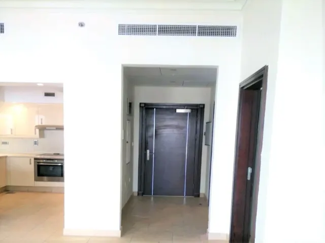 AMAZING SF 1BHK APT WITH BALCONY