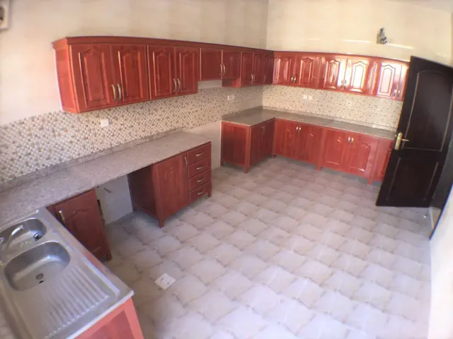 UF 6BR SA VILLA| PRIME LOCATION| MARKHIYA