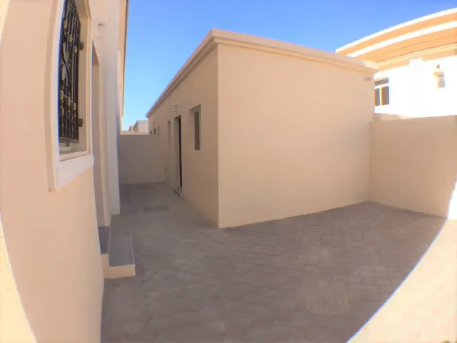 UF 6BR SA VILLA| PRIME LOCATION| MARKHIYA