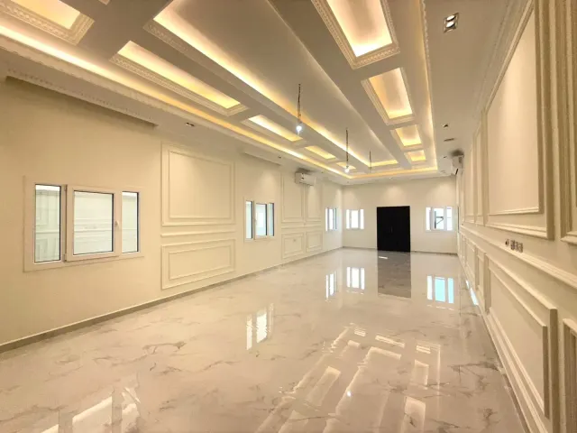 ELEGANT LUXURY 7BR VILLA| PRIVATE MAJLIS+LIFT