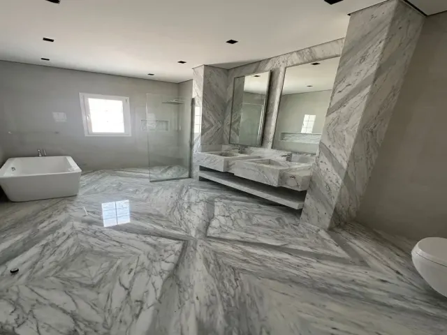 PRESTIGIOUS 7BR ULTRA-LUXURY VILLA + BASEMENT