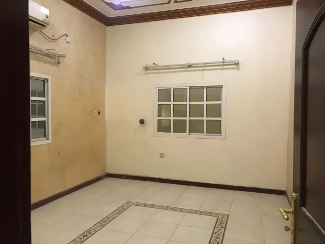 2-Bedroom Apartment for Rent in Al Aziziyah