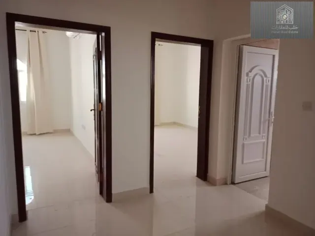فيلا جديدة مؤجرة في المعيذر الشمالي بـ ٣ غرف نوم وسعر ١٠ آلاف ريال