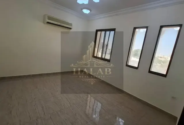 2 Bedrooms Unfurnished Apartment Madinat Khalifa
