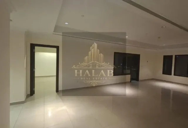 ONE PLUS OFFICE Semi Furnished in PORTO ARABIA