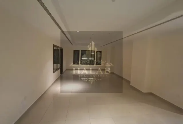 ONE PLUS OFFICE Semi Furnished in PORTO ARABIA