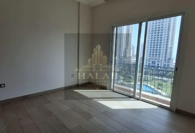 SPACIOUS 3 BHK UNFURNISHED APARTMENT GIARDINO GARD