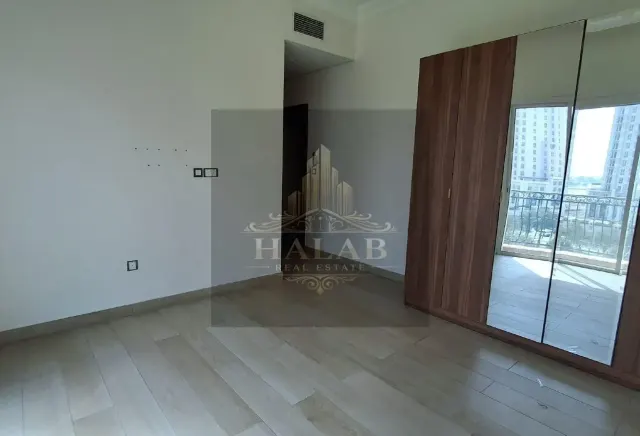 SPACIOUS 3 BHK UNFURNISHED APARTMENT GIARDINO GARD - view 3