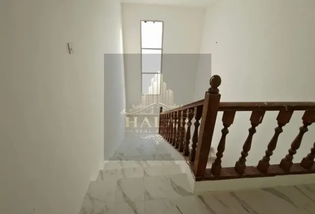 LUXURY 7 Master Bedroom Villa Big Yard Al Luqta