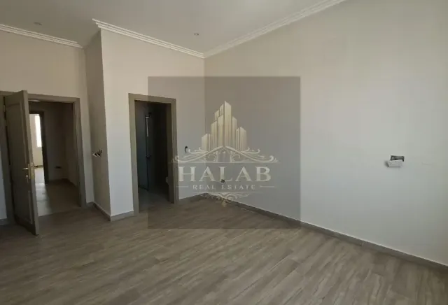 فيلا جديدة كلياً في السميسمة ٧ غرف نوم