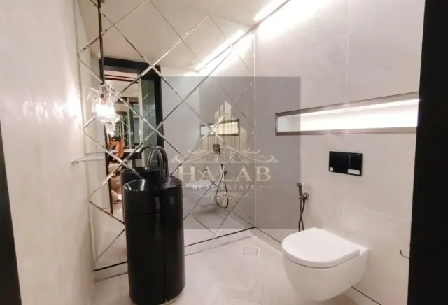 Fancy 1BR FF Apt | Balcony | Porto Arabia