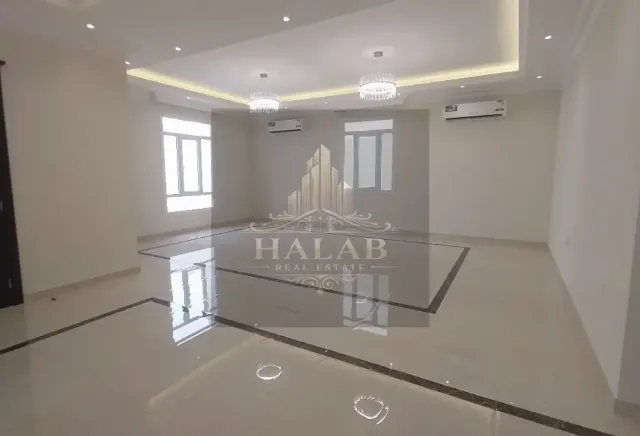 فيلا للبيع في الوكير جديدة فاخرة مستقلة