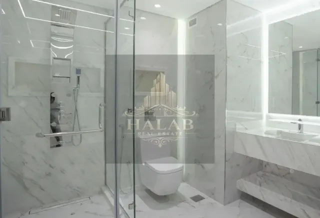 Spacious 1BR Semi-Furnished | Porto Arabia