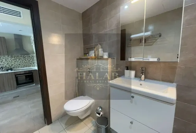 WESTBAY One Bedroom LUXURY fULLY FURNISHED