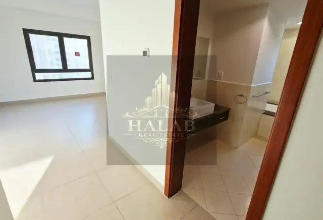 AMAZING 2 bedrooms Semi Furnished SEA VIEW