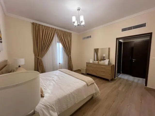 Luxury 4BHK Fully Furnished Villa in a Compound – Ain Khaled