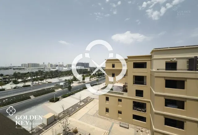 Spacious Studio w/ Balcony | Furnished | Fox Hills
