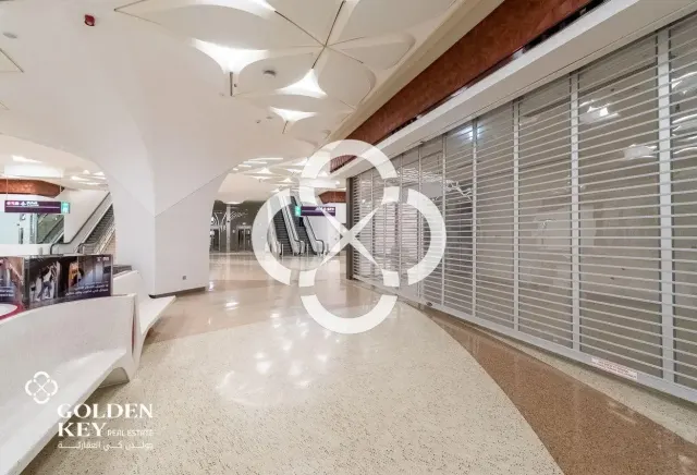 Modern Retail Shop at Airport Metro Station