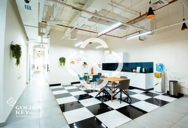 تشمل رسوم الخدمة | مساحة مكتبية | السد