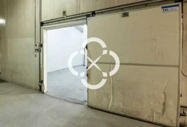 3 Cold Storage Rooms – Ideal for Perishables