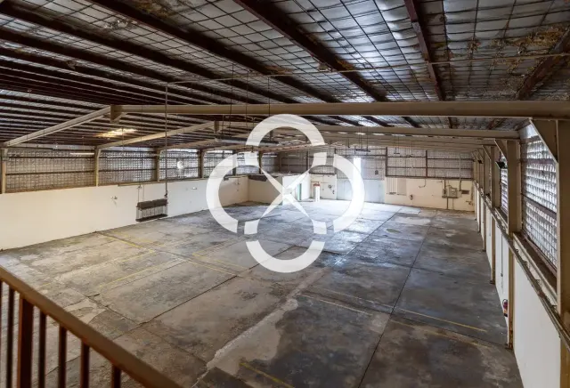 Spacious Warehouse with Cold Storage and Offices