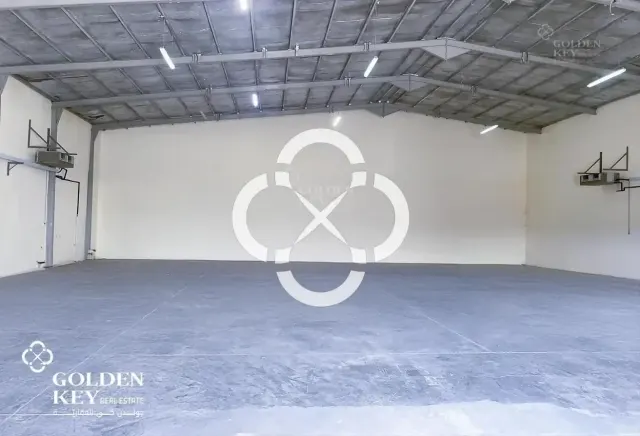 Industrial Food Storage| Great Location| 410 SQM