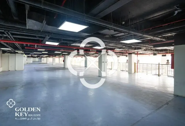 Ready Hypermarket For Rent | Umm Al Seneem