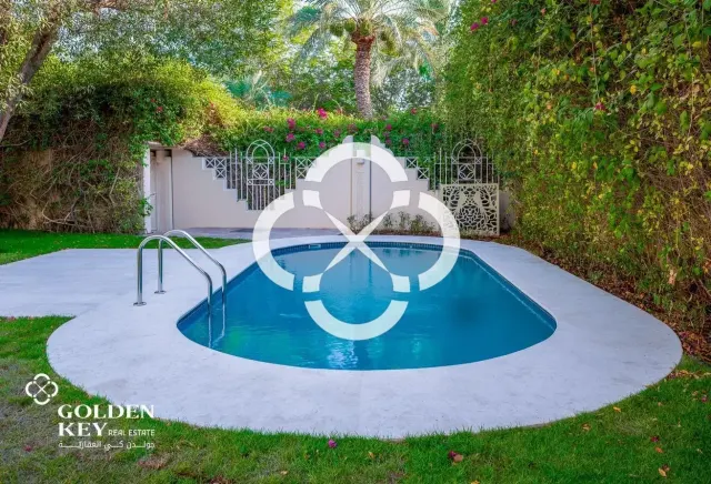 4BR Villa | Pool/Beach access | WestBay Lagoon