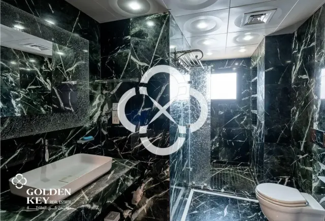 Stunning Marina View| Semi-Furnished 2BR For Rent