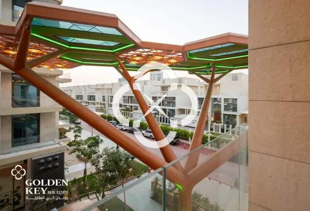 Luxurious 2BR+Maid Apartment – Gewan Island