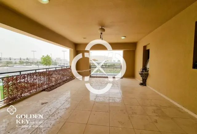 Spacious 1 Bedroom with Large Balcony | Foxhills