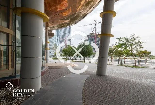 Prime Showroom ꟷ High Visibility | Lusail Marina