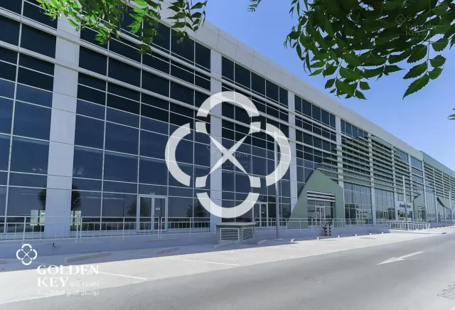 Prime Location Showroom | Large Layout