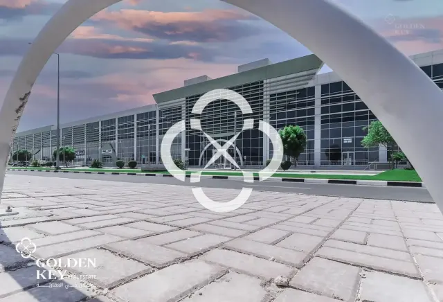 Prime Location Showroom | Large Layout