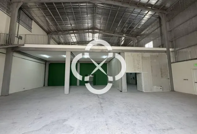 AC Food Warehouse with Partition |Birkat Al Awamer