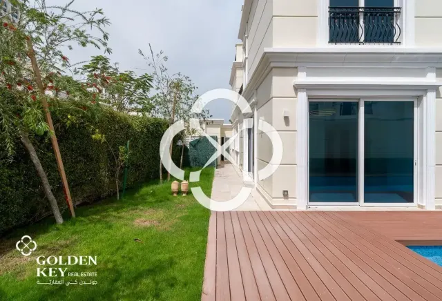 NO COMMISSION | MODERN 6BR VILLA WITH PRIVATE POOL