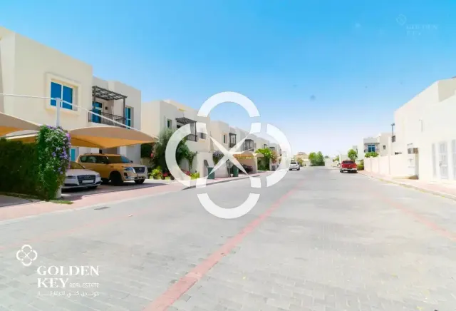 Contemporary Design | 3BR+Maid Villa | Ain Khaled - view 3