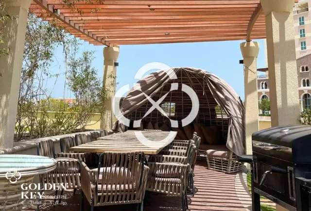 Furnished 1BR+Office w/ Sea View | Bills Included