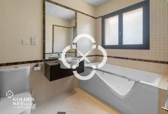 Elegant 4BR+Maid | Duplex | Beach Access | Q Quartier