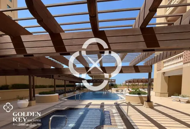 3BR+Maid w/ Balcony and Sea View in Porto Arabia